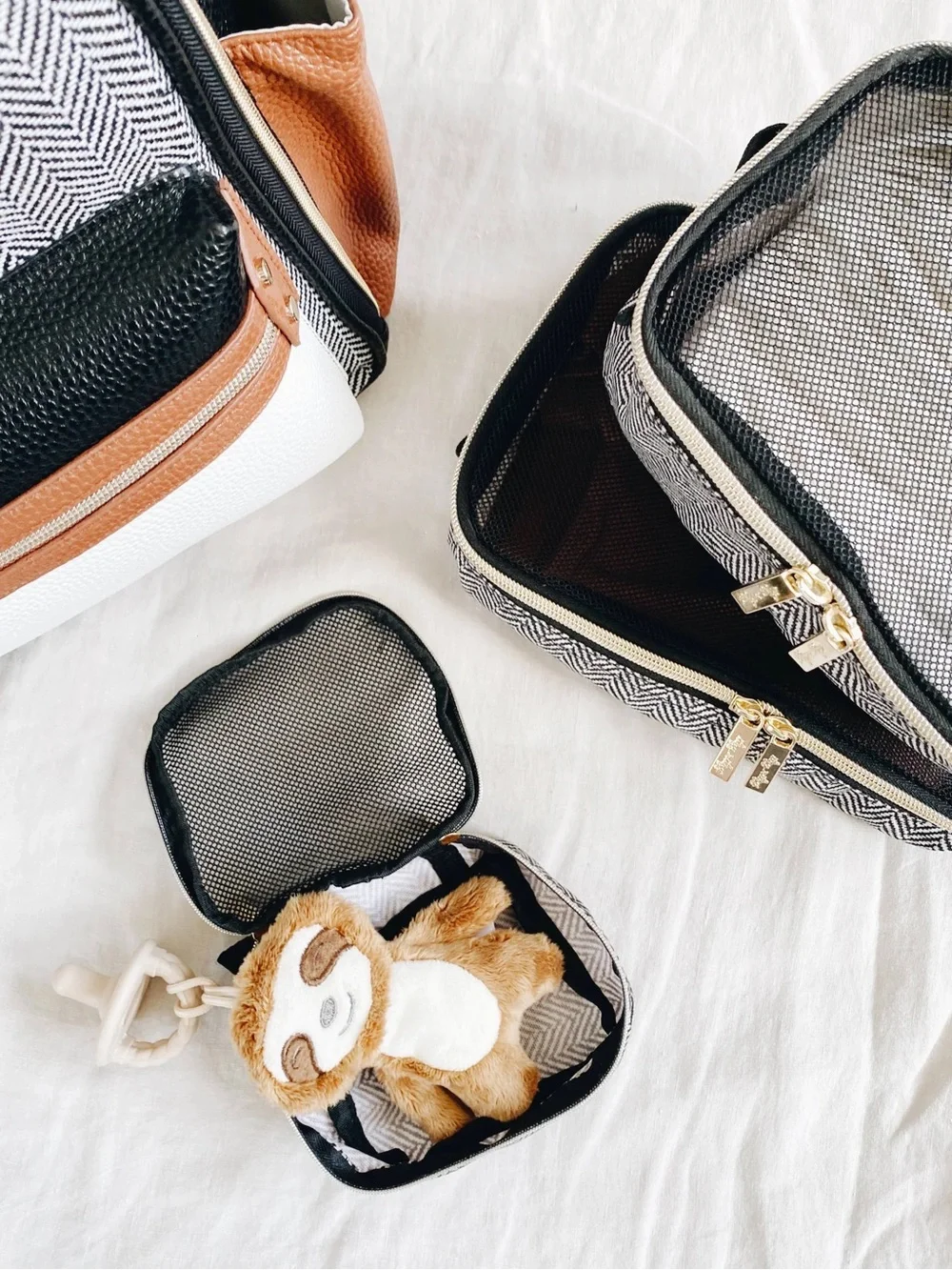 Itzy Ritzy diaper bag lot!